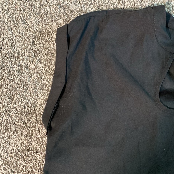 SO large black silk business top - Picture 3 of 7